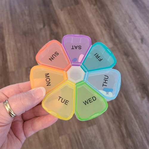 Day pill box organiser - day,